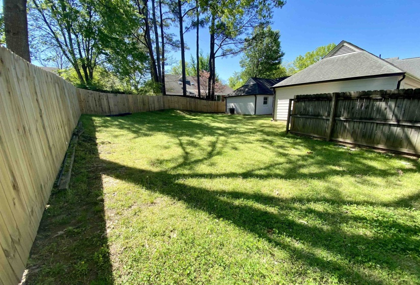 2420 STRATFIELD DR, Germantown, Tennessee 38139, 4 Bedrooms Bedrooms, 8 Rooms Rooms,2.1 BathroomsBathrooms,Rental Properties,For Sale,STRATFIELD,10222337