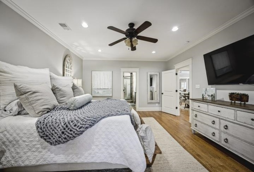1842 ENCLAVE GREEN LN, Germantown, Tennessee 38139, 4 Bedrooms Bedrooms, 12 Rooms Rooms,3 BathroomsBathrooms,Residential,For Sale,ENCLAVE GREEN,10222338
