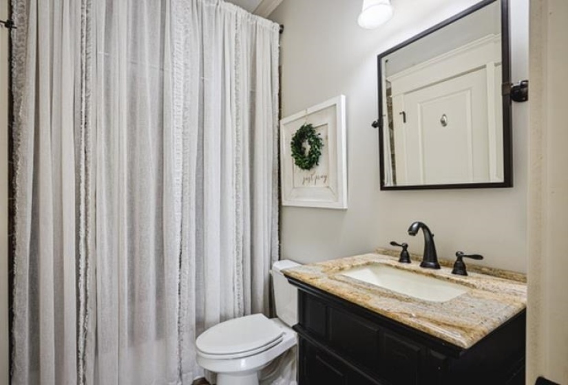1842 ENCLAVE GREEN LN, Germantown, Tennessee 38139, 4 Bedrooms Bedrooms, 12 Rooms Rooms,3 BathroomsBathrooms,Residential,For Sale,ENCLAVE GREEN,10222338