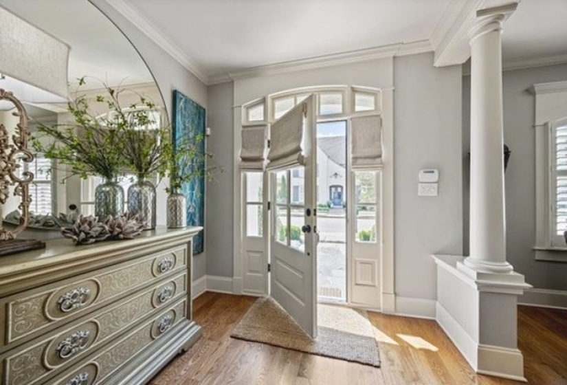 1842 ENCLAVE GREEN LN, Germantown, Tennessee 38139, 4 Bedrooms Bedrooms, 12 Rooms Rooms,3 BathroomsBathrooms,Residential,For Sale,ENCLAVE GREEN,10222338