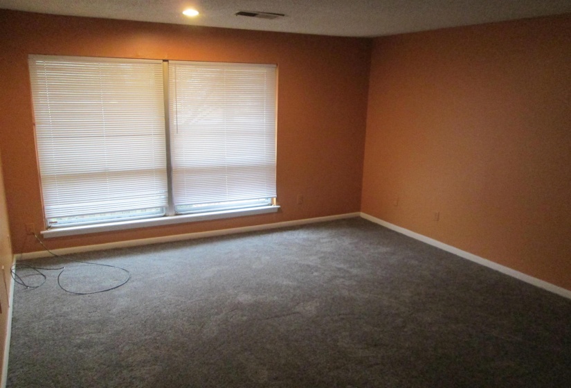 1769 FIRST GREEN DR, Memphis, Tennessee 38116, 2 Bedrooms Bedrooms, 4 Rooms Rooms,1.1 BathroomsBathrooms,Rental Properties,For Sale,FIRST GREEN,10222352