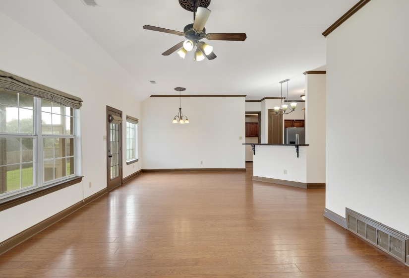 6175 OLD BROWNSVILLE RD, Bartlett, Tennessee 38135, 4 Bedroom Bedrooms, 7 Room Rooms,2 BathroomBathrooms,Residential,For Sale,OLD BROWNSVILLE,0,10222343