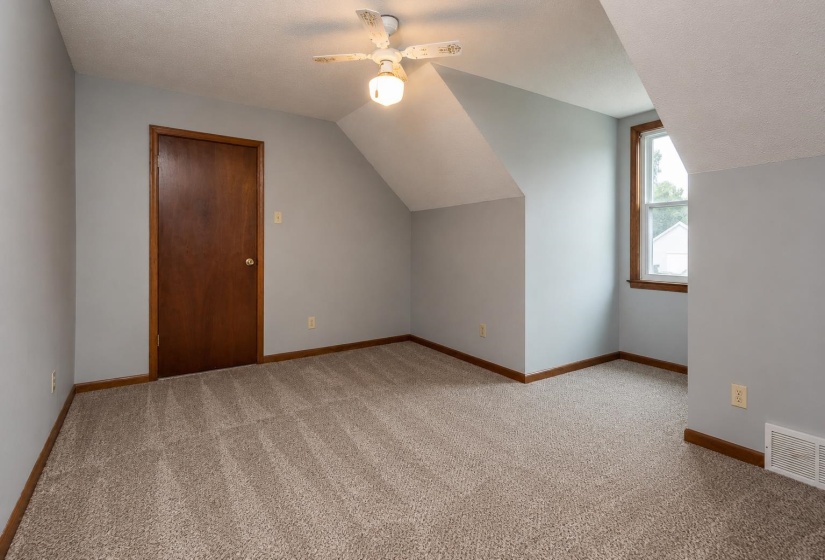 3307 YALEWOOD DR, Bartlett, Tennessee 38134, 4 Bedrooms Bedrooms, 8 Rooms Rooms,2 BathroomsBathrooms,Residential,For Sale,YALEWOOD,10222348