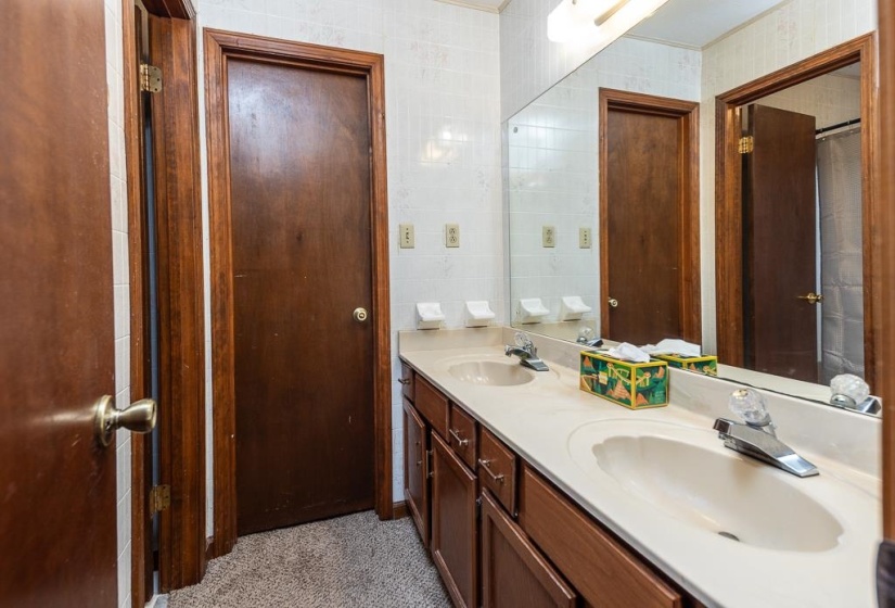 3307 YALEWOOD DR, Bartlett, Tennessee 38134, 4 Bedrooms Bedrooms, 8 Rooms Rooms,2 BathroomsBathrooms,Residential,For Sale,YALEWOOD,10222348