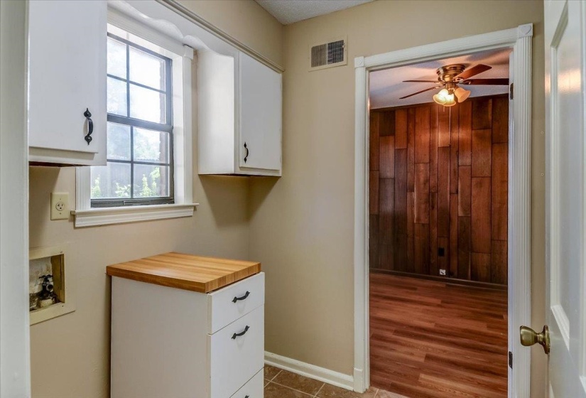 3344 SUMMERHILL DR, Bartlett, Tennessee 38134, 4 Bedrooms Bedrooms, 9 Rooms Rooms,2 BathroomsBathrooms,Residential,For Sale,SUMMERHILL,10222350