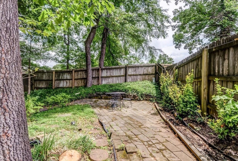 3344 SUMMERHILL DR, Bartlett, Tennessee 38134, 4 Bedrooms Bedrooms, 9 Rooms Rooms,2 BathroomsBathrooms,Residential,For Sale,SUMMERHILL,10222350
