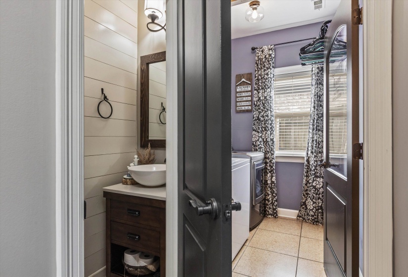 210 WHISPERING MEADOWS DR, Oakland, Tennessee 38060, 4 Bedrooms Bedrooms, 8 Rooms Rooms,2.1 BathroomsBathrooms,Residential,For Sale,WHISPERING MEADOWS,10222358