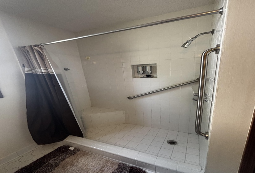 5719 PINOLA AVE, Bartlett, Tennessee 38134, 3 Bedrooms Bedrooms, 6 Rooms Rooms,2 BathroomsBathrooms,Residential,For Sale,PINOLA,10222359