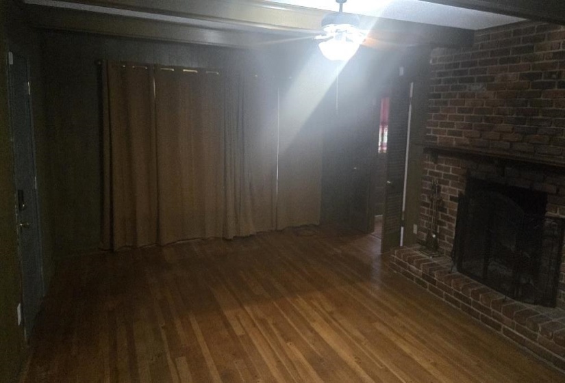 3639 HUCKLEBERRY ST, Memphis, Tennessee 38116, 4 Bedroom Bedrooms, 9 Room Rooms,2.1 BathroomBathrooms,Residential,For Sale,HUCKLEBERRY,0,10222362
