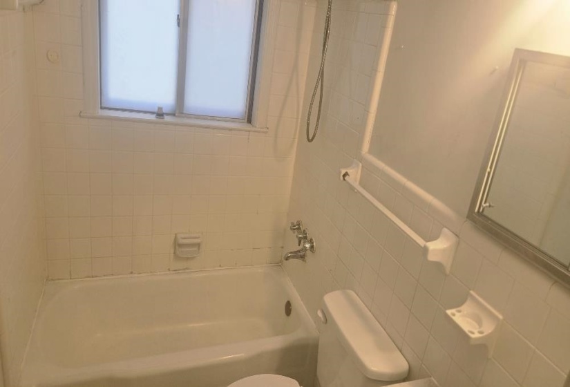 3639 HUCKLEBERRY ST, Memphis, Tennessee 38116, 4 Bedroom Bedrooms, 9 Room Rooms,2.1 BathroomBathrooms,Residential,For Sale,HUCKLEBERRY,0,10222362