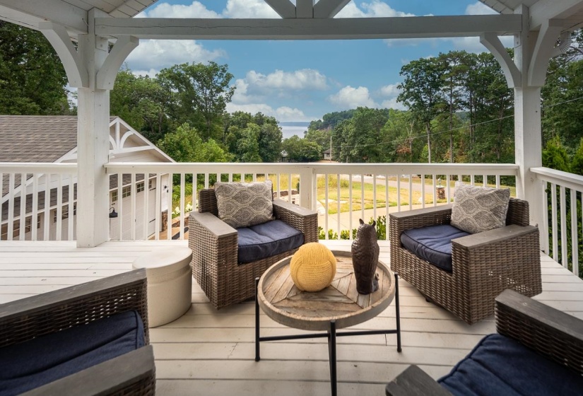 455 LAKESHORE DR, Counce, Tennessee 38326, 3 Bedroom Bedrooms, 8 Room Rooms,2.1 BathroomBathrooms,Residential,For Sale,LAKESHORE,0,10191809