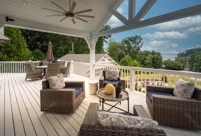455 LAKESHORE DR, Counce, Tennessee 38326, 3 Bedroom Bedrooms, 8 Room Rooms,2.1 BathroomBathrooms,Residential,For Sale,LAKESHORE,0,10191809