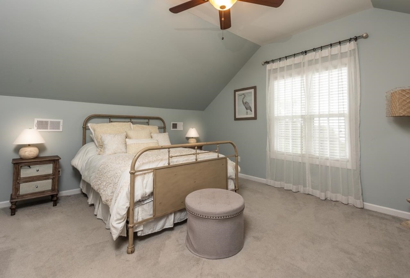 455 LAKESHORE DR, Counce, Tennessee 38326, 3 Bedroom Bedrooms, 8 Room Rooms,2.1 BathroomBathrooms,Residential,For Sale,LAKESHORE,0,10191809