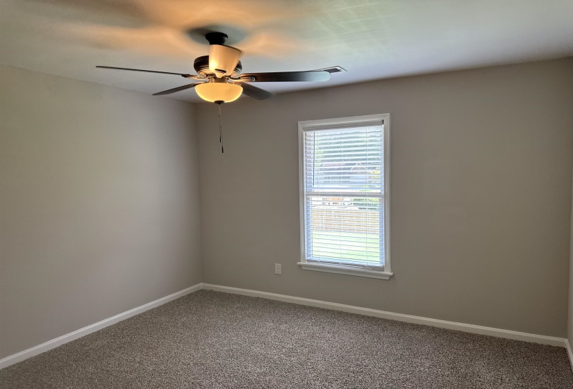 339 OAKLEIGH DR, Collierville, Tennessee 38017, 4 Bedroom Bedrooms, 7 Room Rooms,2.1 BathroomBathrooms,Residential,For Sale,OAKLEIGH,0,10211241