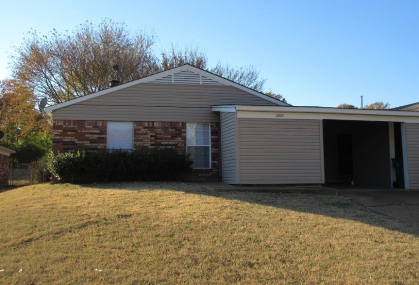 2225 GOLDBRIER LN, Memphis, Tennessee 38134, 3 Bedroom Bedrooms, 0 ,2 BathroomBathrooms,Duplexes,For Sale,GOLDBRIER,0,10222034