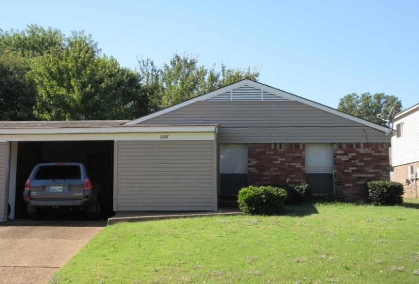 2225 GOLDBRIER LN, Memphis, Tennessee 38134, 3 Bedroom Bedrooms, 0 ,2 BathroomBathrooms,Duplexes,For Sale,GOLDBRIER,0,10222034