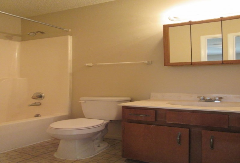 2225 GOLDBRIER LN, Memphis, Tennessee 38134, 3 Bedroom Bedrooms, 0 ,2 BathroomBathrooms,Duplexes,For Sale,GOLDBRIER,0,10222034