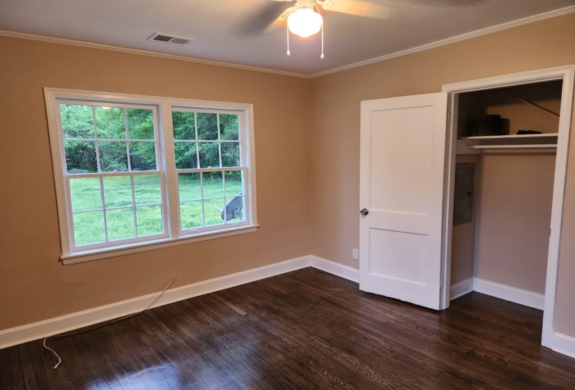 4101 BURROW AVE, Memphis, Tennessee 38128, 3 Bedrooms Bedrooms, 5 Rooms Rooms,1 BathroomBathrooms,Residential,For Sale,BURROW,10222384
