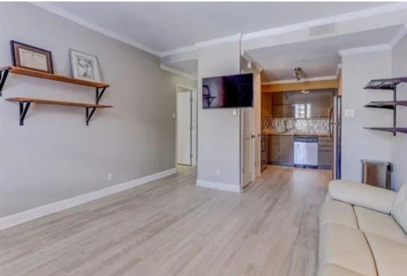 109 MAIN ST, Memphis, Tennessee 38103, 1 Bedroom Bedrooms, 3 Room Rooms,1 BathroomBathrooms,Residential,For Sale,MAIN,0,10222402