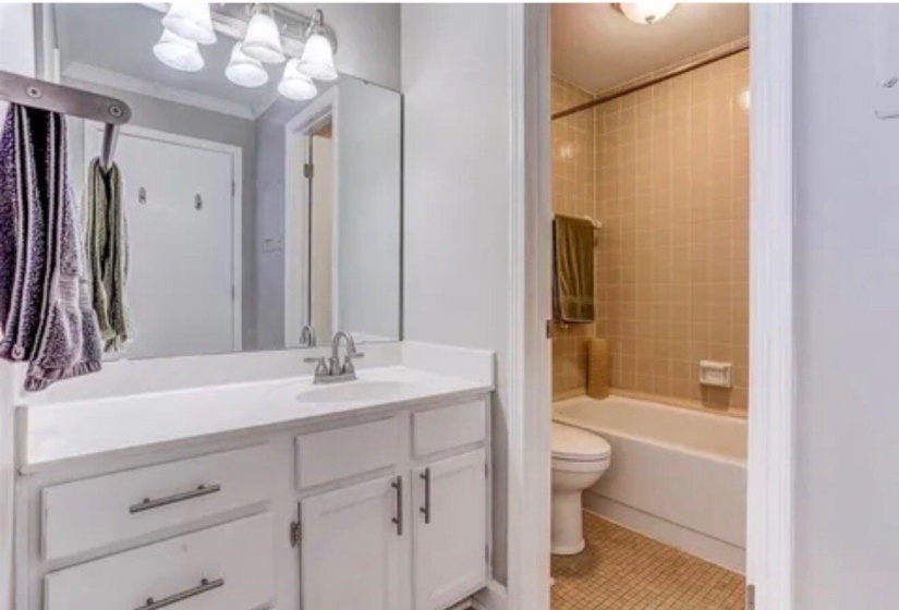 109 MAIN ST, Memphis, Tennessee 38103, 1 Bedroom Bedrooms, 3 Room Rooms,1 BathroomBathrooms,Residential,For Sale,MAIN,0,10222402