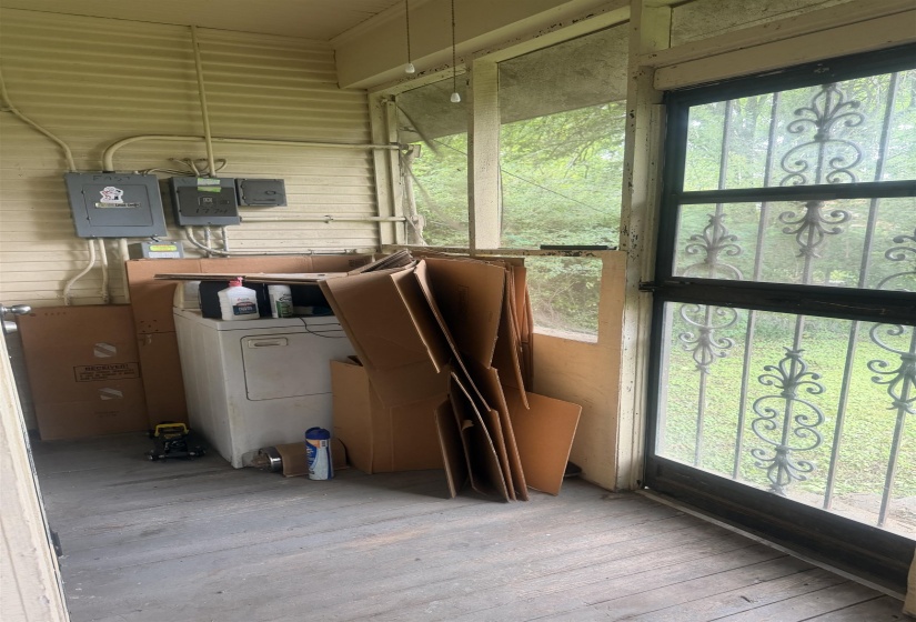 1774 CRUMP AVE, Memphis, Tennessee 38107, 1 Bedroom Bedrooms, 0 ,1 BathroomBathrooms,Duplexes,For Sale,CRUMP,0,10222422