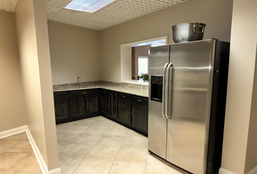 5400 PARK AVE, Memphis, Tennessee 38119, 1 Bedroom Bedrooms, 4 Rooms Rooms,1 BathroomBathrooms,Rental Properties,For Sale,PARK,10222431