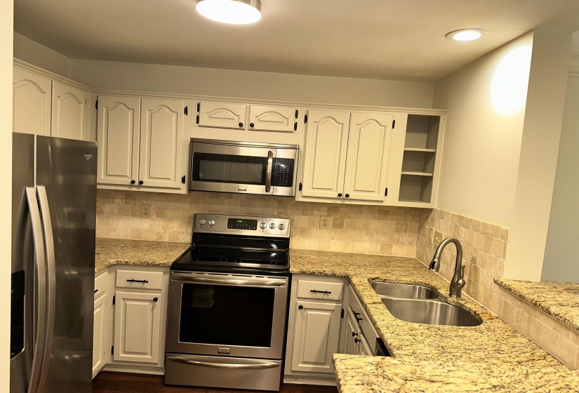 5400 PARK AVE, Memphis, Tennessee 38119, 1 Bedroom Bedrooms, 4 Rooms Rooms,1 BathroomBathrooms,Rental Properties,For Sale,PARK,10222431