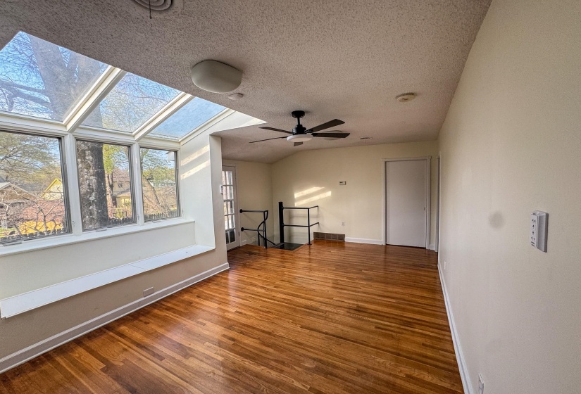 1345 HICKORY RIDGE COVE CV, Memphis, Tennessee 38116, 4 Bedroom Bedrooms, 12 Room Rooms,3 BathroomBathrooms,Residential,For Sale,HICKORY RIDGE COVE,0,10222381