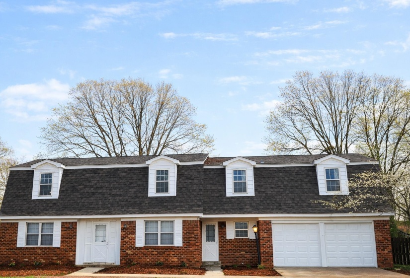 1345 HICKORY RIDGE COVE CV, Memphis, Tennessee 38116, 4 Bedroom Bedrooms, 12 Room Rooms,3 BathroomBathrooms,Residential,For Sale,HICKORY RIDGE COVE,0,10222381