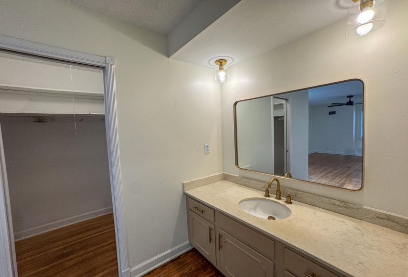 1345 HICKORY RIDGE COVE CV, Memphis, Tennessee 38116, 4 Bedroom Bedrooms, 12 Room Rooms,3 BathroomBathrooms,Residential,For Sale,HICKORY RIDGE COVE,0,10222381