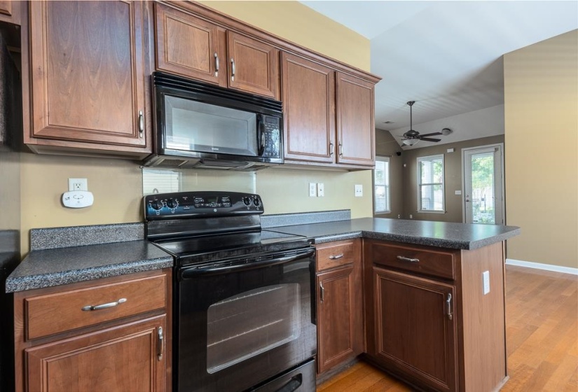 1271 ISLE BAY DR, Memphis, Tennessee 38103, 2 Bedroom Bedrooms, 5 Room Rooms,2 BathroomBathrooms,Residential,For Sale,ISLE BAY,0,10222414