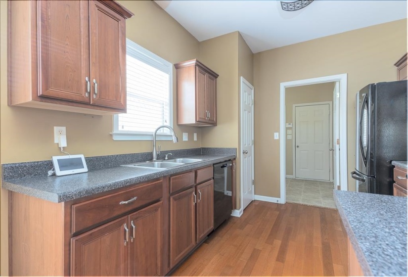 1271 ISLE BAY DR, Memphis, Tennessee 38103, 2 Bedroom Bedrooms, 5 Room Rooms,2 BathroomBathrooms,Residential,For Sale,ISLE BAY,0,10222414