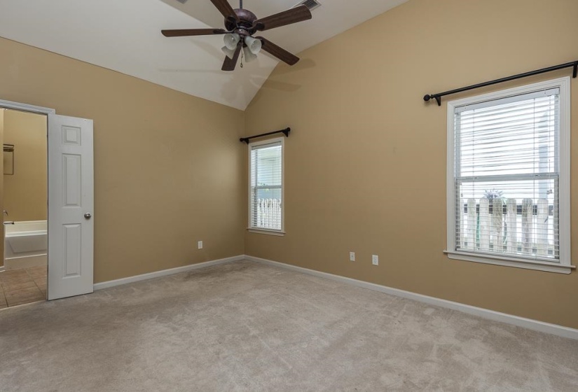 1271 ISLE BAY DR, Memphis, Tennessee 38103, 2 Bedroom Bedrooms, 5 Room Rooms,2 BathroomBathrooms,Residential,For Sale,ISLE BAY,0,10222414