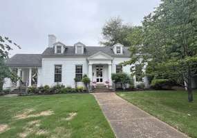 164 JEFFERSON ST, Ripley, Tennessee 38063-1748, 4 Bedrooms Bedrooms, 8 Rooms Rooms,3 BathroomsBathrooms,Residential,For Sale,JEFFERSON,10222417 164 JEFFERSON ST, Ripley, Tennessee 38063-1748, 4 Bedrooms Bedrooms, 8 Rooms Rooms,3 BathroomsBathrooms,Residential,For Sale,JEFFERSON,10222417