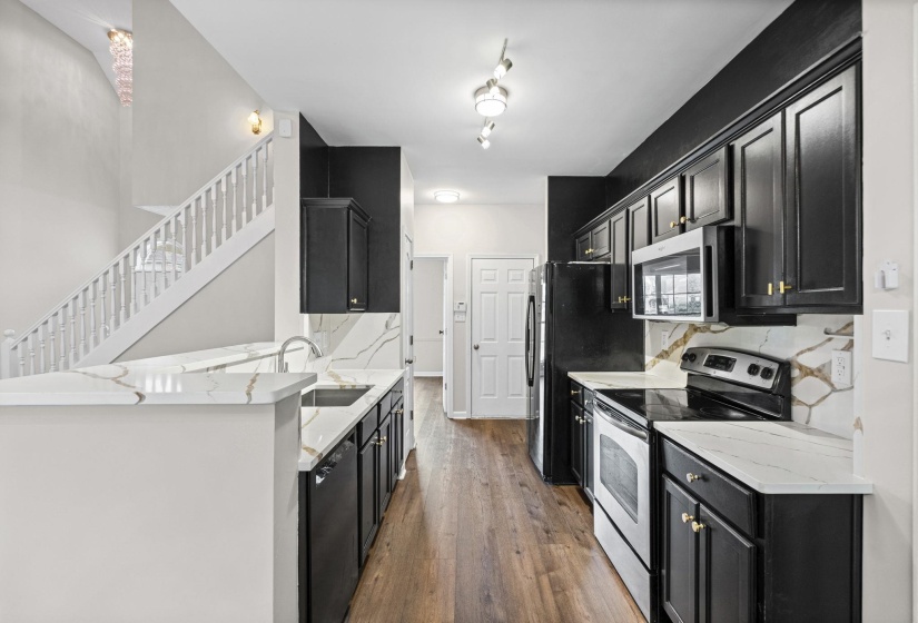 467 DIRKS CAIRN CV, Memphis, Tennessee 38018, 4 Bedrooms Bedrooms, 8 Rooms Rooms,2.1 BathroomsBathrooms,Residential,For Sale,DIRKS CAIRN,10222421
