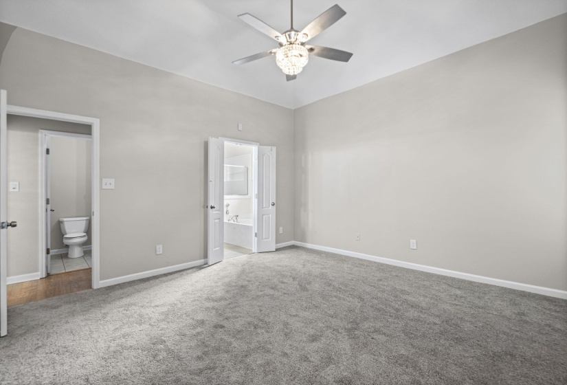 467 DIRKS CAIRN CV, Memphis, Tennessee 38018, 4 Bedrooms Bedrooms, 8 Rooms Rooms,2.1 BathroomsBathrooms,Residential,For Sale,DIRKS CAIRN,10222421