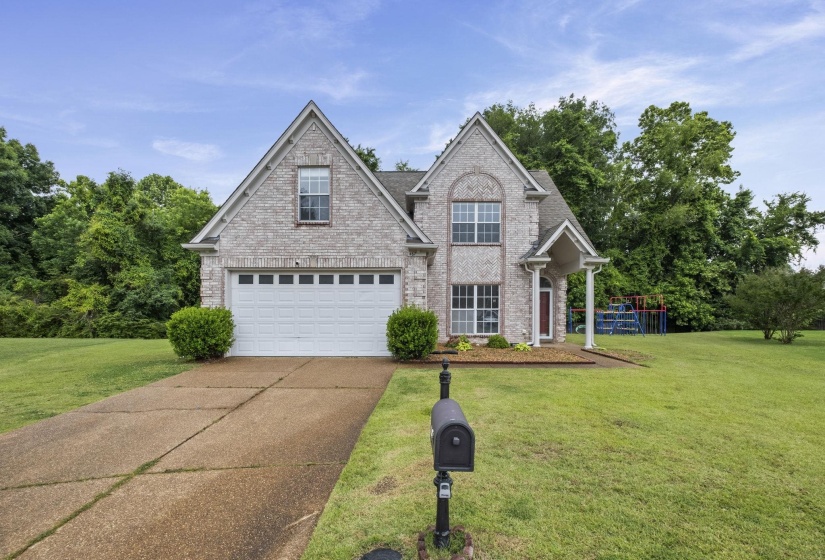 467 DIRKS CAIRN CV, Memphis, Tennessee 38018, 4 Bedrooms Bedrooms, 8 Rooms Rooms,2.1 BathroomsBathrooms,Residential,For Sale,DIRKS CAIRN,10222421