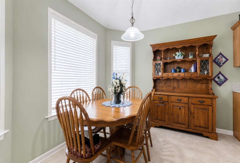 9943 PINEY RIDGE CV, Olive Branch, Mississippi 38654, 4 Bedrooms Bedrooms, 8 Rooms Rooms,2 BathroomsBathrooms,Residential,For Sale,PINEY RIDGE,10222424