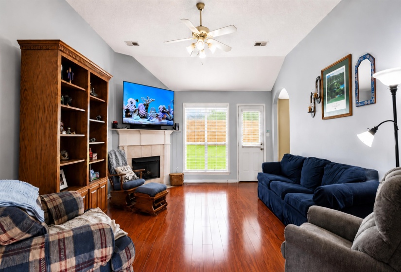 9943 PINEY RIDGE CV, Olive Branch, Mississippi 38654, 4 Bedrooms Bedrooms, 8 Rooms Rooms,2 BathroomsBathrooms,Residential,For Sale,PINEY RIDGE,10222424