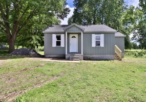 224 KELLAR AVE, Ripley, Tennessee 38063, 3 Bedrooms Bedrooms, 7 Rooms Rooms,2 BathroomsBathrooms,Residential,For Sale,KELLAR,10222439 224 KELLAR AVE, Ripley, Tennessee 38063, 3 Bedrooms Bedrooms, 7 Rooms Rooms,2 BathroomsBathrooms,Residential,For Sale,KELLAR,10222439