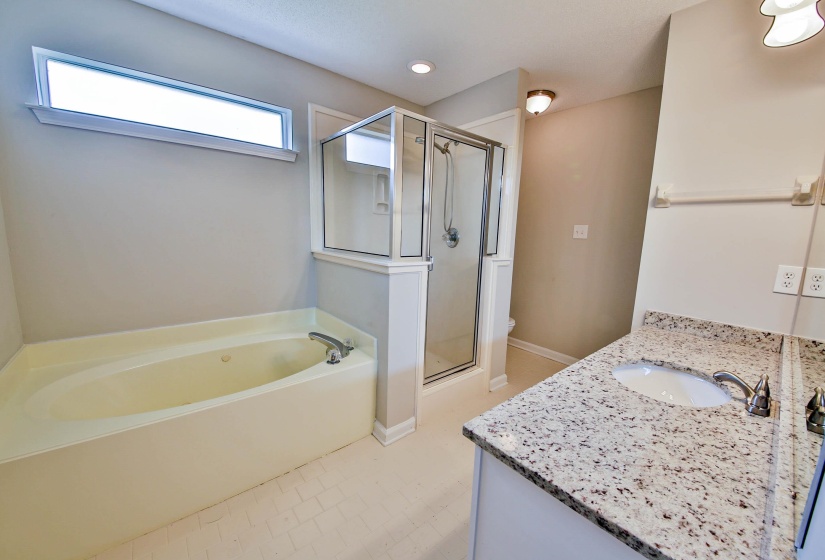 7029 BERINGER DR, Unincorporated, Tennessee 38018, 3 Bedroom Bedrooms, 6 Room Rooms,2 BathroomBathrooms,Rental Properties,For Sale,BERINGER,0,10222465