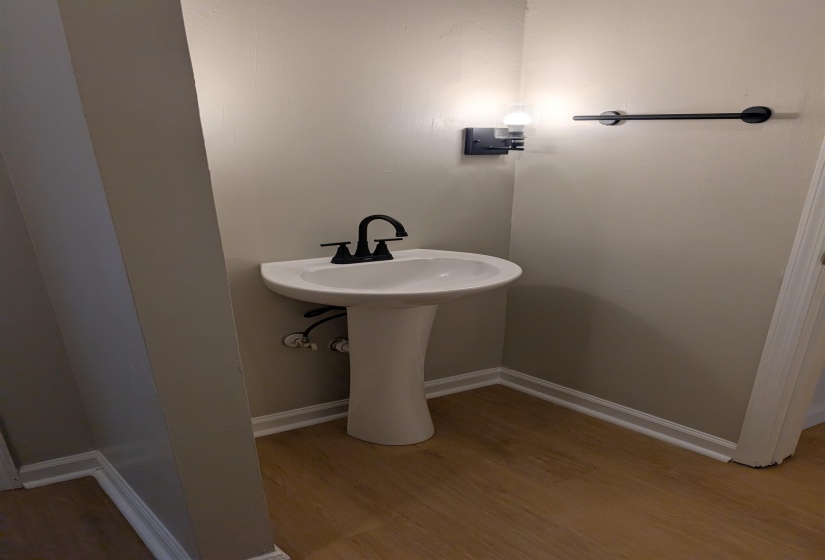 3765 CAMBRIDGE STATION DR, Memphis, Tennessee 38115, 2 Bedroom Bedrooms, 2 Room Rooms,1.1 BathroomBathrooms,Rental Properties,For Sale,CAMBRIDGE STATION,0,10222477
