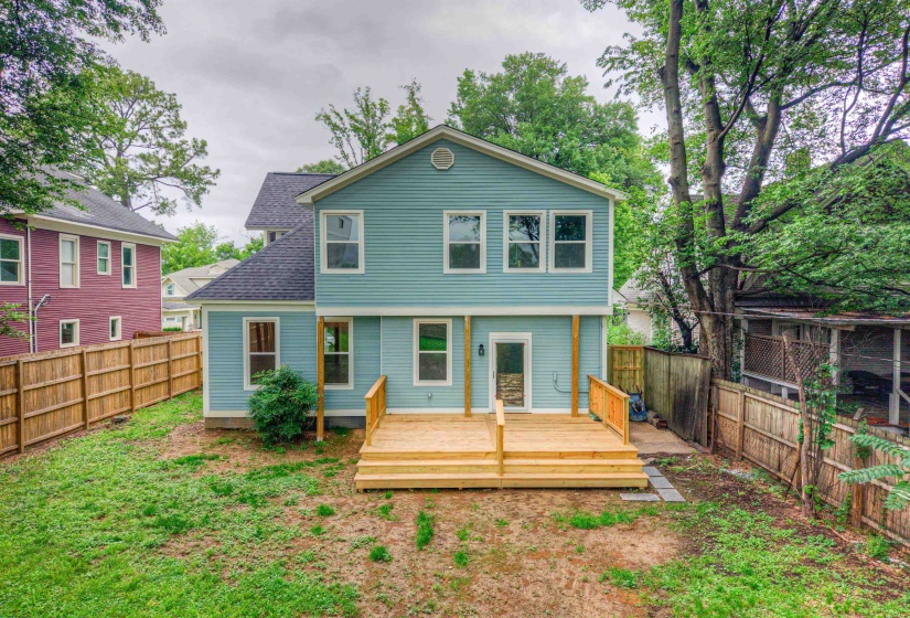 2165 MONROE AVE, Memphis, Tennessee 38104, 4 Bedrooms Bedrooms, 8 Rooms Rooms,3 BathroomsBathrooms,Residential,For Sale,MONROE,10222447