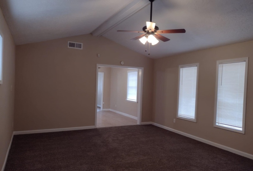 605 LEAVERT AVE, Memphis, Tennessee 38127, 3 Bedroom Bedrooms, 6 Room Rooms,1 BathroomBathrooms,Residential,For Sale,LEAVERT,0,10222451