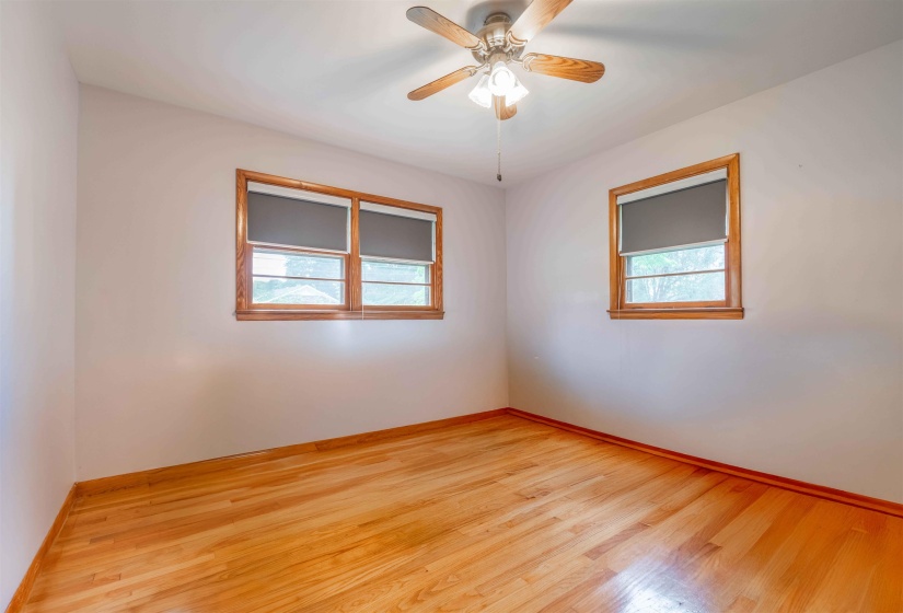 1037 END ST, Bolivar, Tennessee 38008-2424, 3 Bedrooms Bedrooms, 6 Rooms Rooms,2 BathroomsBathrooms,Residential,For Sale,END,10222457