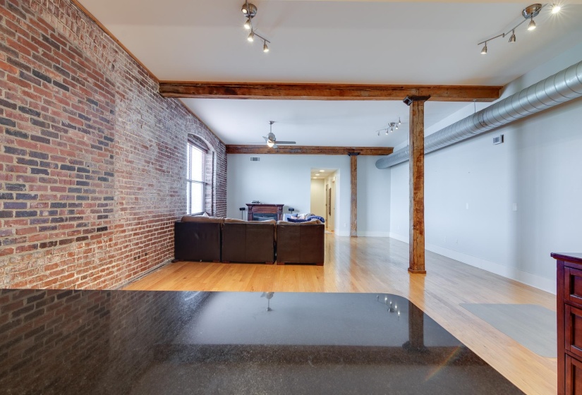 137 G E PATTERSON AVE, Memphis, Tennessee 38103, 2 Bedroom Bedrooms, 4 Room Rooms,2 BathroomBathrooms,Residential,For Sale,G E PATTERSON,0,10222458