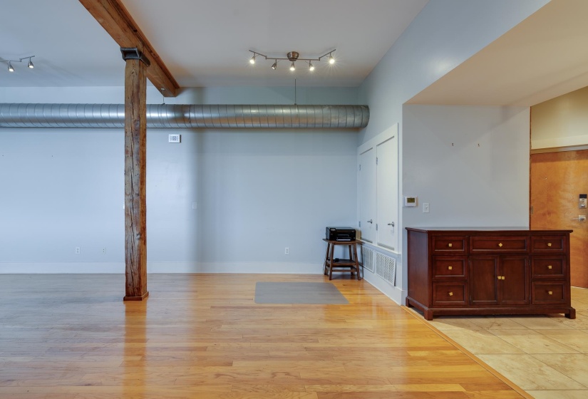 137 G E PATTERSON AVE, Memphis, Tennessee 38103, 2 Bedroom Bedrooms, 4 Room Rooms,2 BathroomBathrooms,Residential,For Sale,G E PATTERSON,0,10222458