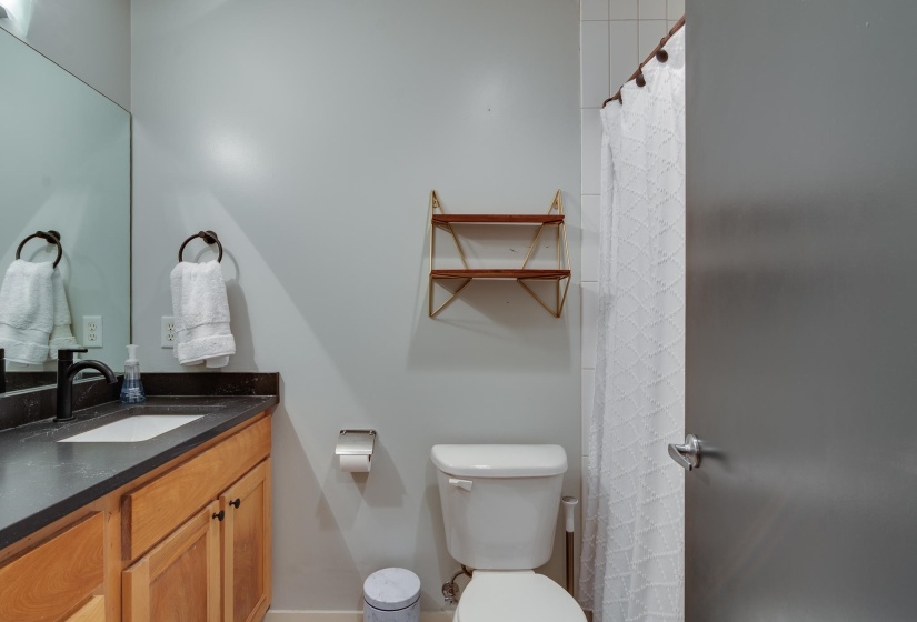 137 G E PATTERSON AVE, Memphis, Tennessee 38103, 2 Bedroom Bedrooms, 4 Room Rooms,2 BathroomBathrooms,Residential,For Sale,G E PATTERSON,0,10222458