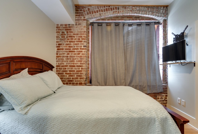 137 G E PATTERSON AVE, Memphis, Tennessee 38103, 2 Bedroom Bedrooms, 4 Room Rooms,2 BathroomBathrooms,Residential,For Sale,G E PATTERSON,0,10222458