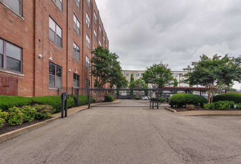 137 G E PATTERSON AVE, Memphis, Tennessee 38103, 2 Bedroom Bedrooms, 4 Room Rooms,2 BathroomBathrooms,Residential,For Sale,G E PATTERSON,0,10222458